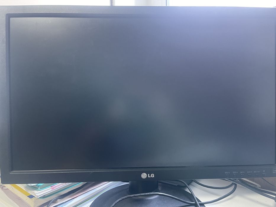 Продам монітор LG