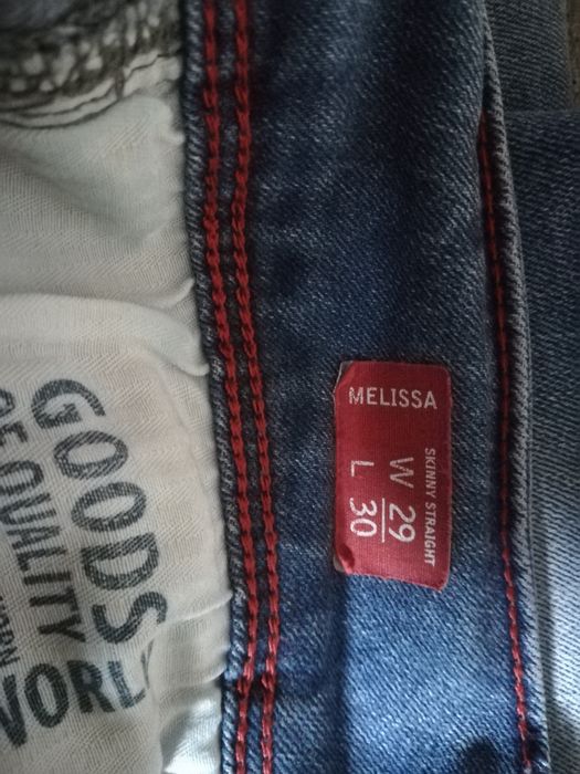 Sprzedam spodnie jeansowe. Szer w pasie 44-47. Dl nogawki 72.