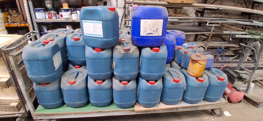 espumas e resinas para betao