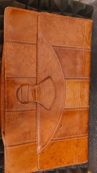 Skórzana torebka kopertówka retro