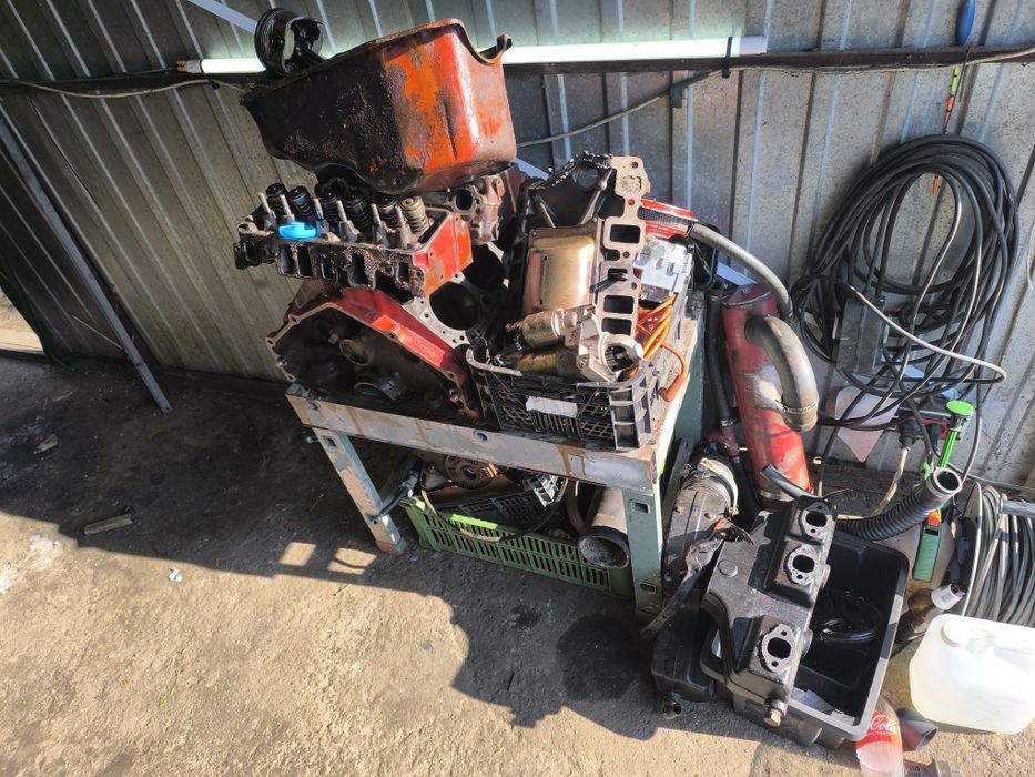 Silnik Volvo Penta Mercuriser  3,6 4,3 v6 na częśći