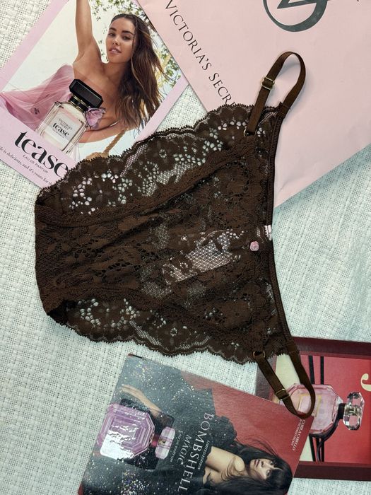 Труси, білизна Victoria’s Secret; С