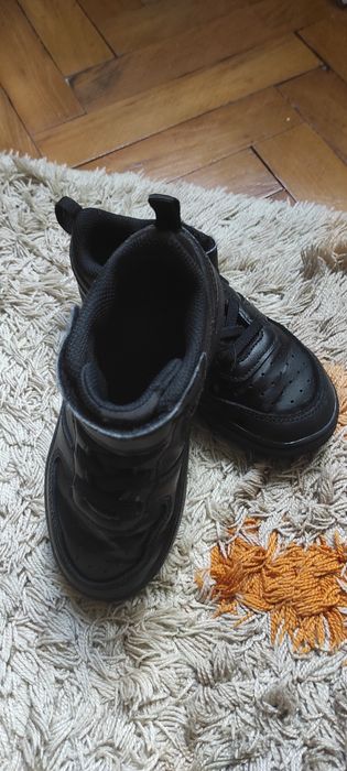 Продам дитячу обув Nike