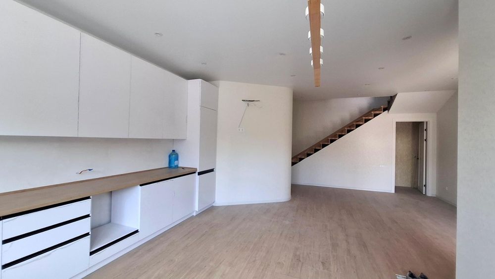 Продаж таунхаус Резиденція, Флоринка, 250 м²