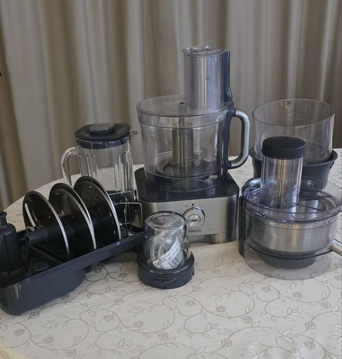 Продается комбайн KENWOOD multi pro excel