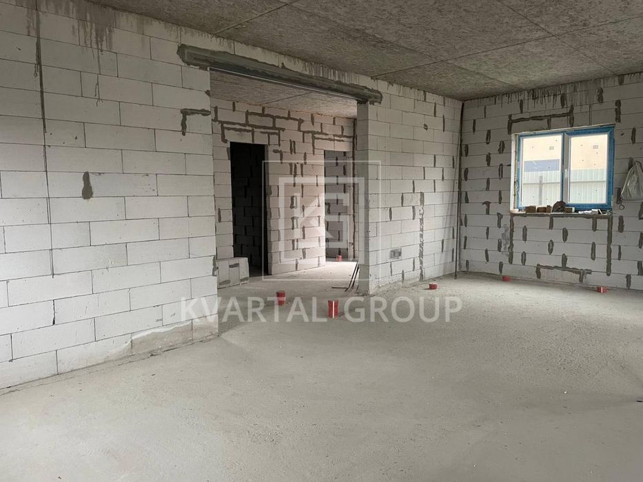 Великий будинок з терасою у Дмитрівці! Є варіант розтервінування