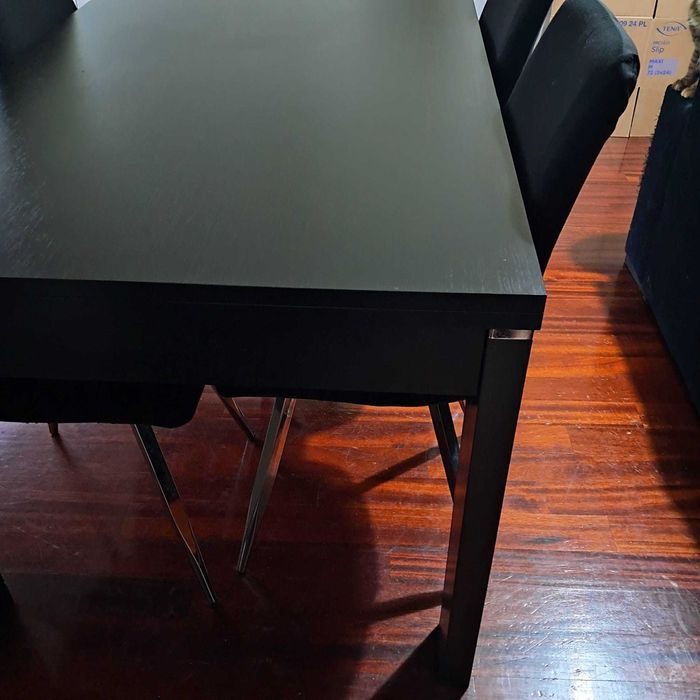 Mobília de sala de jantar completa + móvel tv