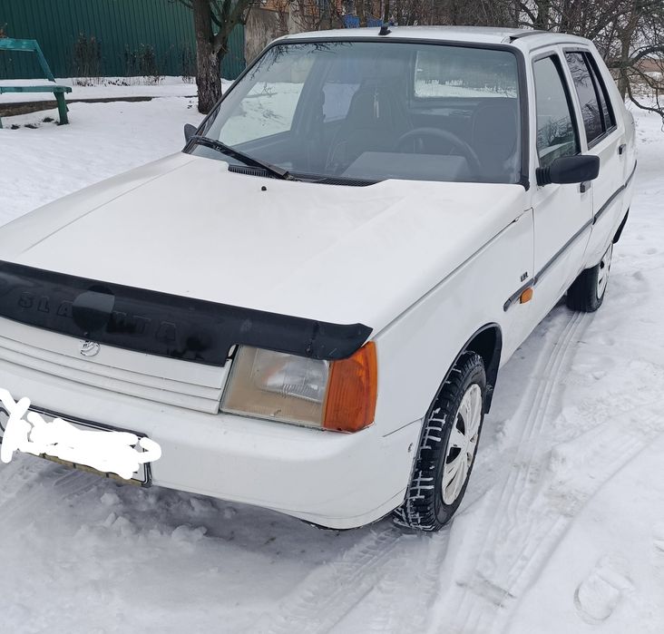 Продам славуту 2003 году