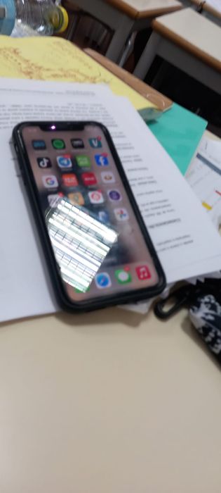 Iphone 11 novo , sem marcas de uso