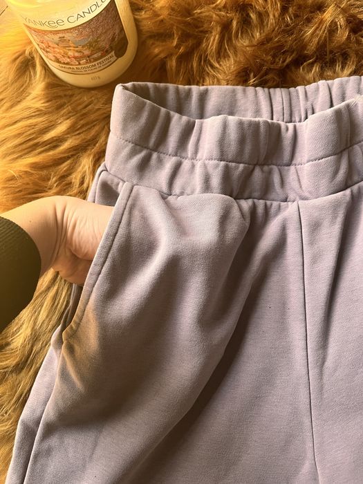 Jasnofioletowe dresy spodnie damskie r.XS 4F