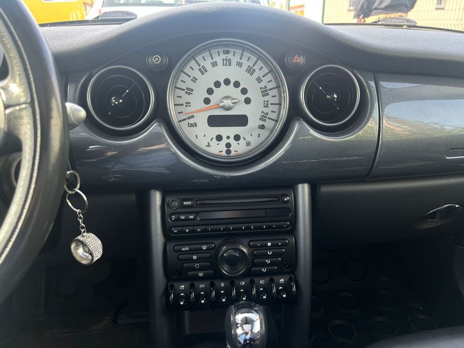 MINI Cooper R56 1,6