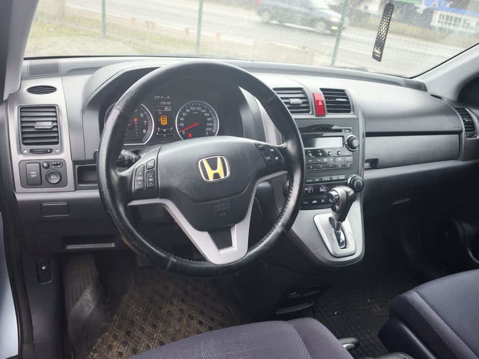 Продам HONDA CR-V тільки розмитнена.