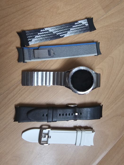 Смарт-годинник Samsung Galaxy Watch 4 Classic 42 mm