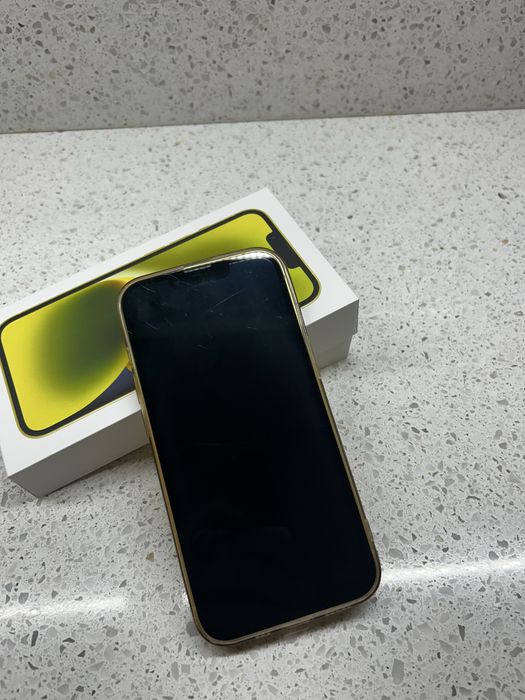 iPhone 14 128 GB Yellow (акб 81%) Б/В