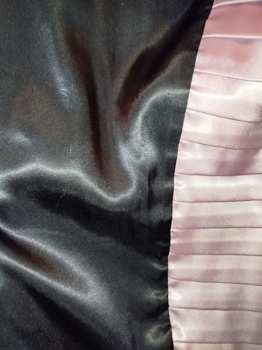 Віддам безкоштовно одяг для дівчини жінки блузка плаття джинсовка