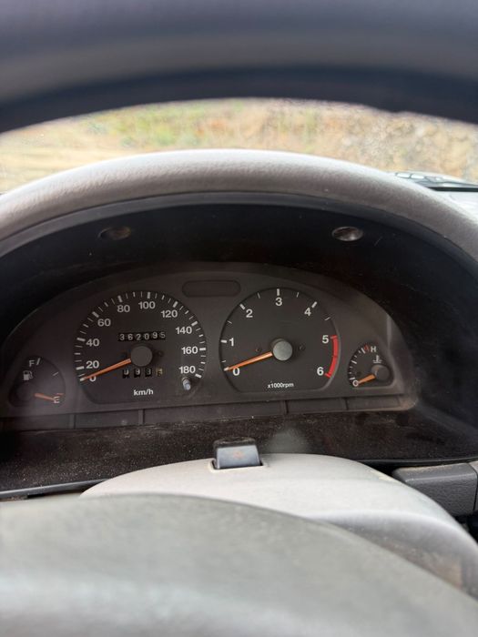 Suzuki Vitara 1.9TD JLX — photo 3