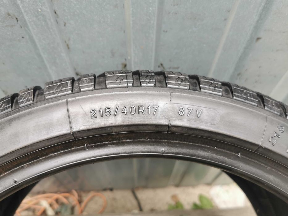 379) Opona - 215/40/17 - Kleber - 6.5mm - 1x2021 - Całoroczna