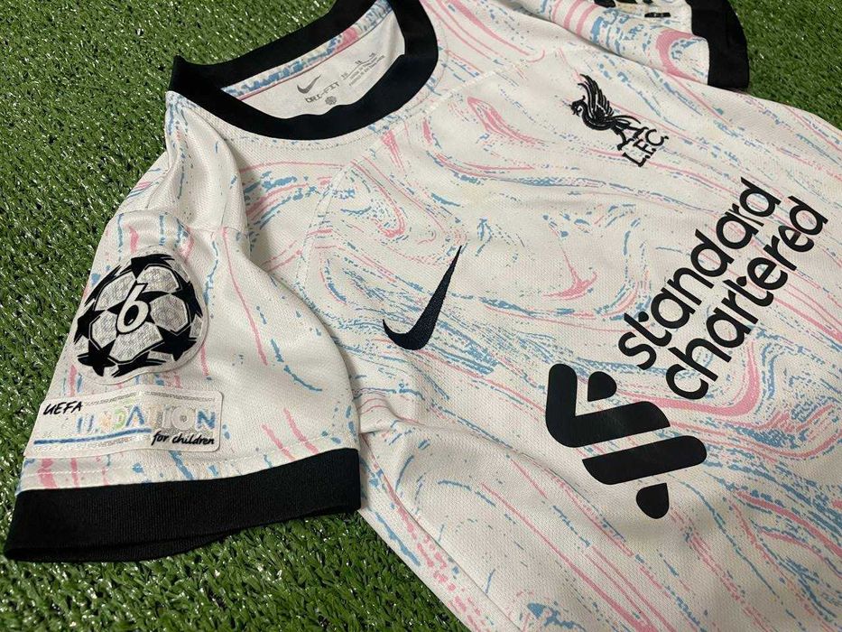 Дитяча футболка Ліверпуль Darwin №27 розмір 16, сезон 2022/23