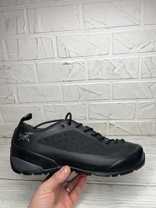 Крутые кроссовки arc'teryx - acrux fl gtx gore-tex