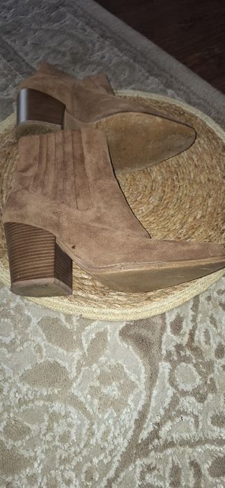 Buty damskie kowbojki