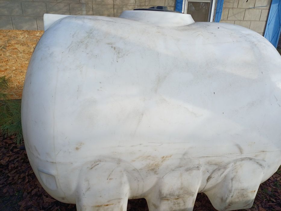 Бочка для води об'ємом 5 м³