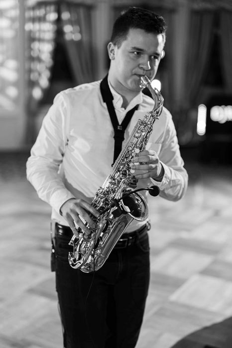 Saksofonista - oprawa muzyczna kolacji, imprezy, bankietów, wesela