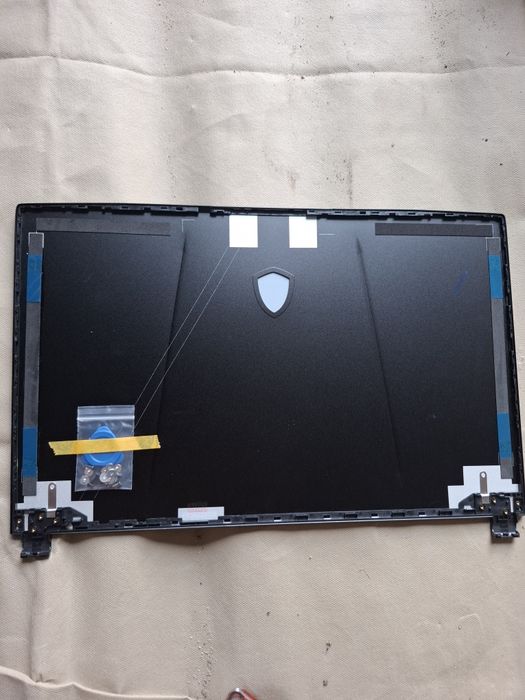 Klapa matrycy do MSI GE73VR MS-17C1 RAIDER