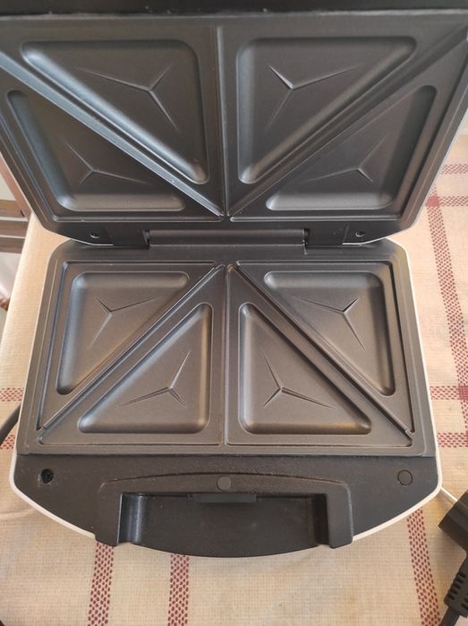 Електро бутербродниця гриль вафельниця igen welt FS 3328