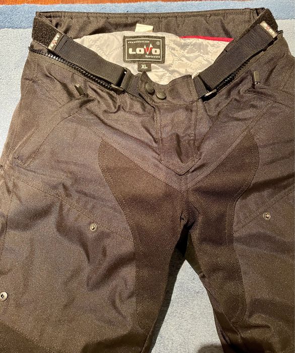 Calças moto Lovo