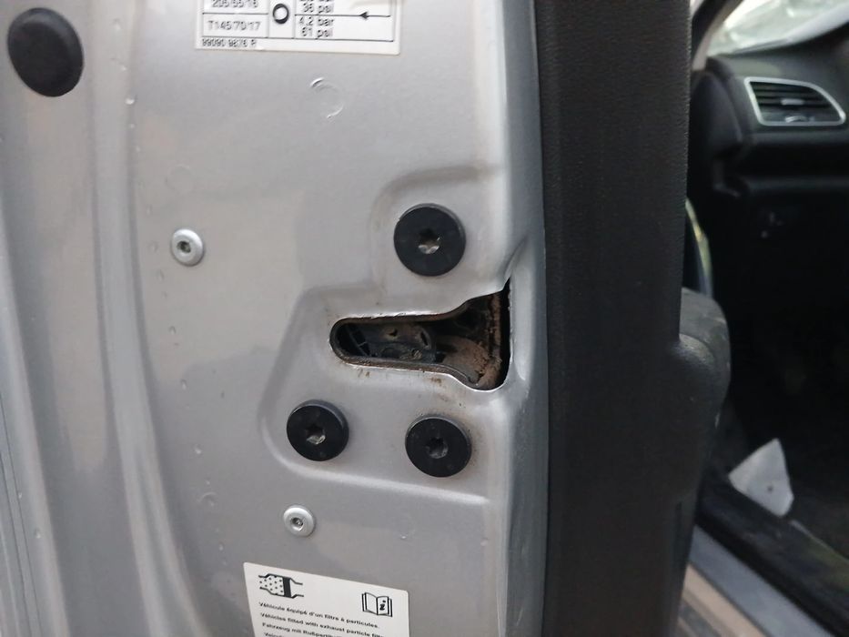Fechadura / fecho porta frente esquerdo RENAULT Megane IV (B9A/M_)