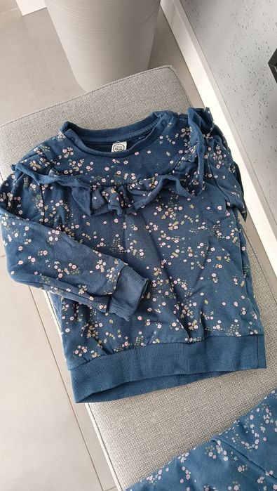 Komplet / dres dla dziewczynki Cool Club r.104