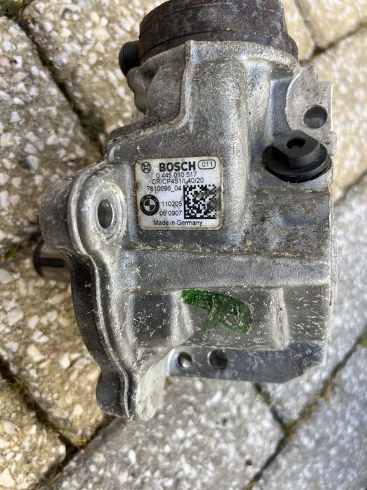 Bomba injetora diesil bosch 0 445 010 517 BMW 520d