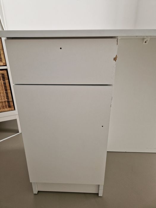 Biurko szkolne białe