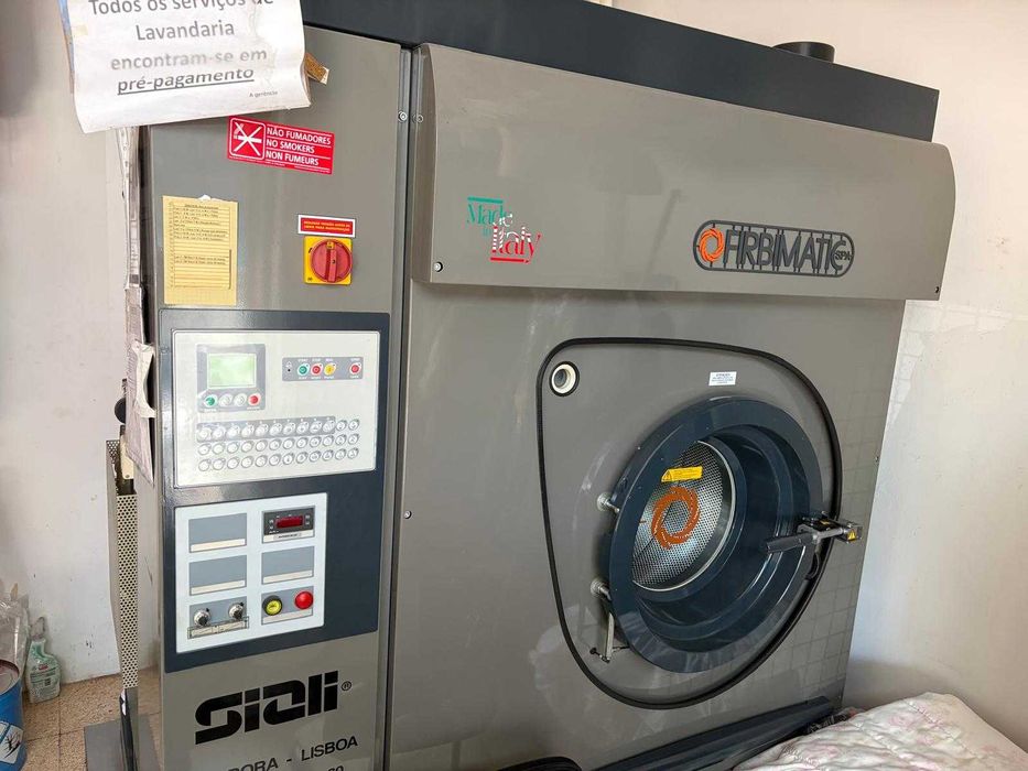 Maquina de limpeza a seco