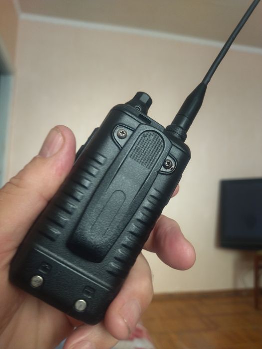 Радиостанция CRT Франция.