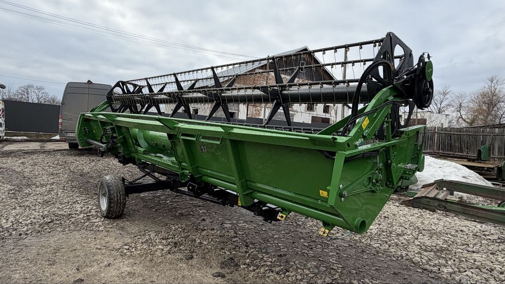 Жниварка John Deere 625R
