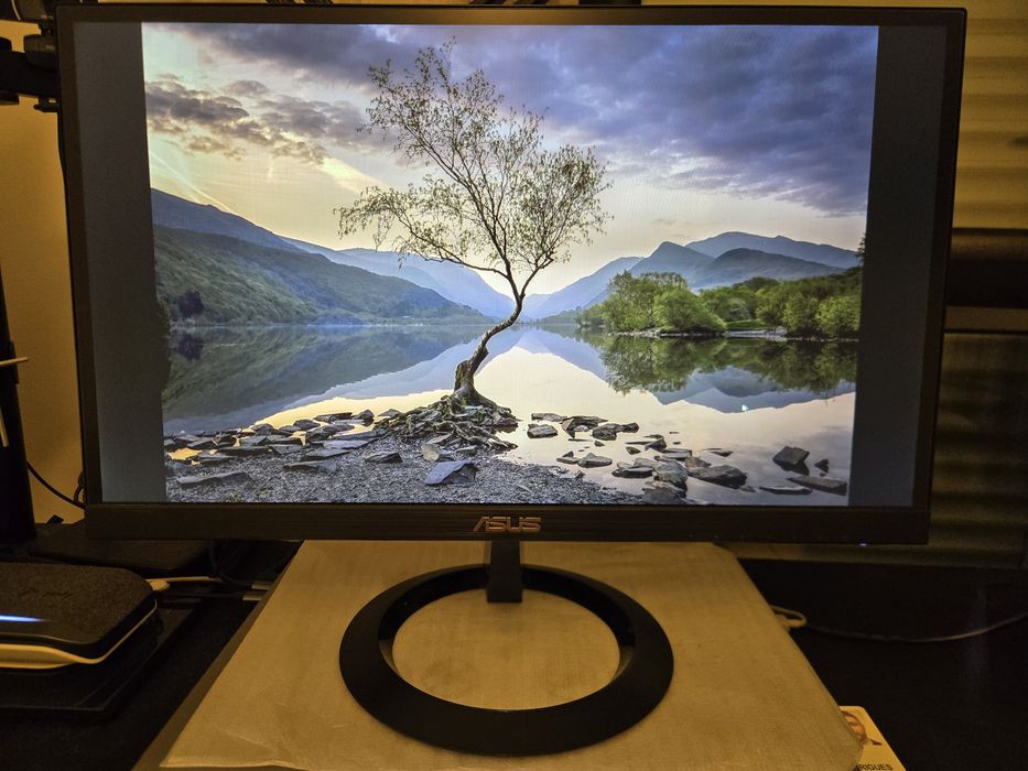 Monitor ASUS 22" Ultra Slim - Perfeito estado