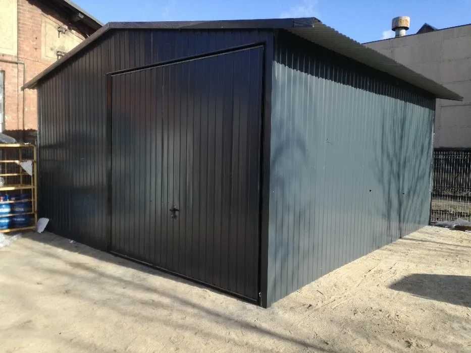 Typowy Garaż Blaszany GRAFITOWY – Blaszak -Garaże Blaszane – Maj-Blach