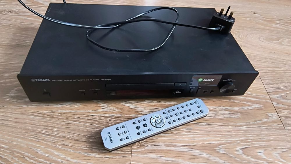 Yamaha CD-N301 програвач