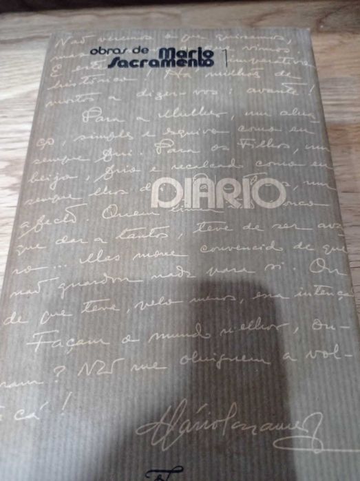 vendo livro Diário Mário Sacramento