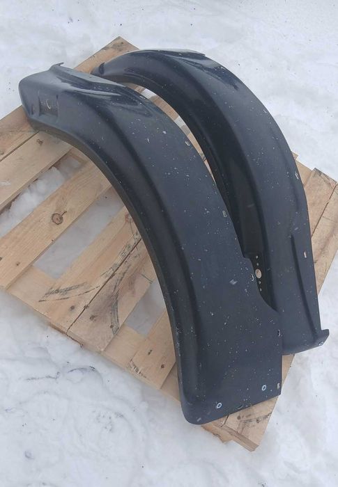 Продам крыло переднее левое и правое на Камаз 2 шт