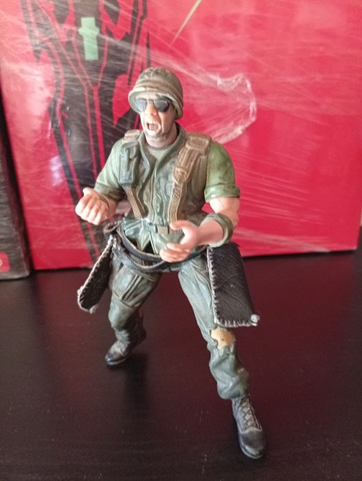 Figura antiga soldado de 1998