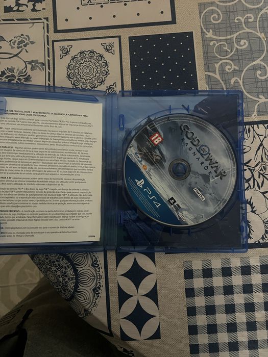 jogo god of war em bom estado