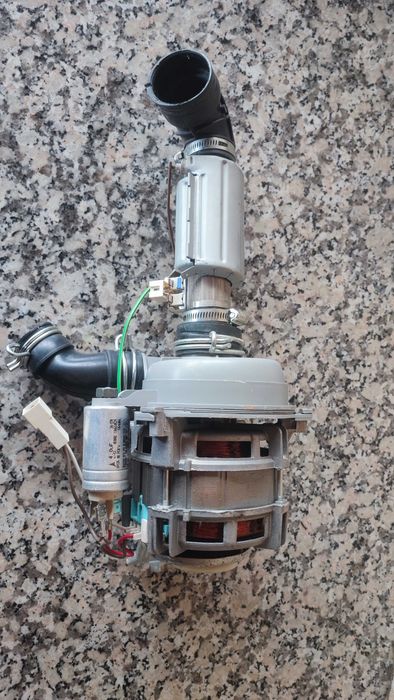 Motor da Bomba + Aquecedor Beko DFN 1500 PORTES GRATIS