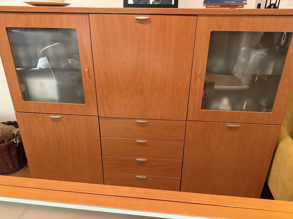 Mobilia de sala em cerejeira