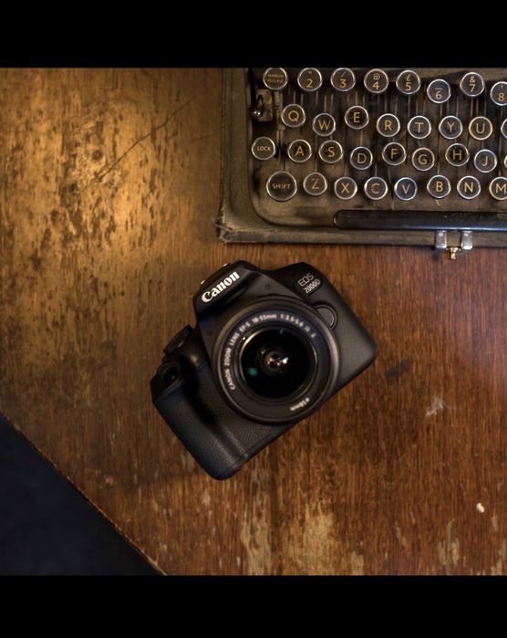 Canon eos  2000D