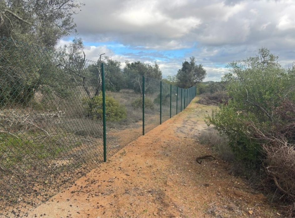 Instalação de Vedações