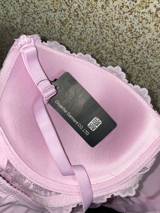 Жіночий бюсгальтер кружевний