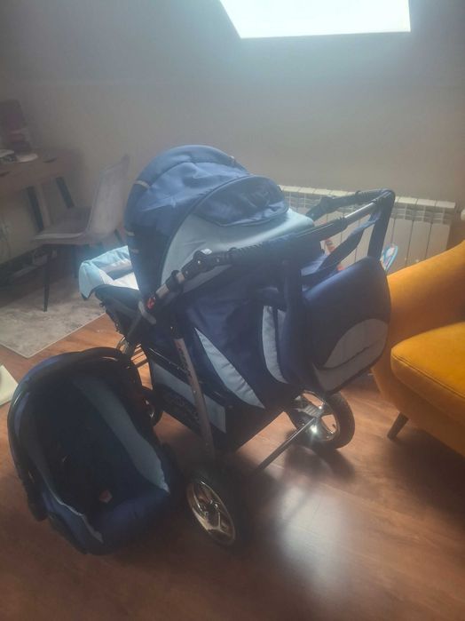 Sprzedam wózek dziecięcy 3w1