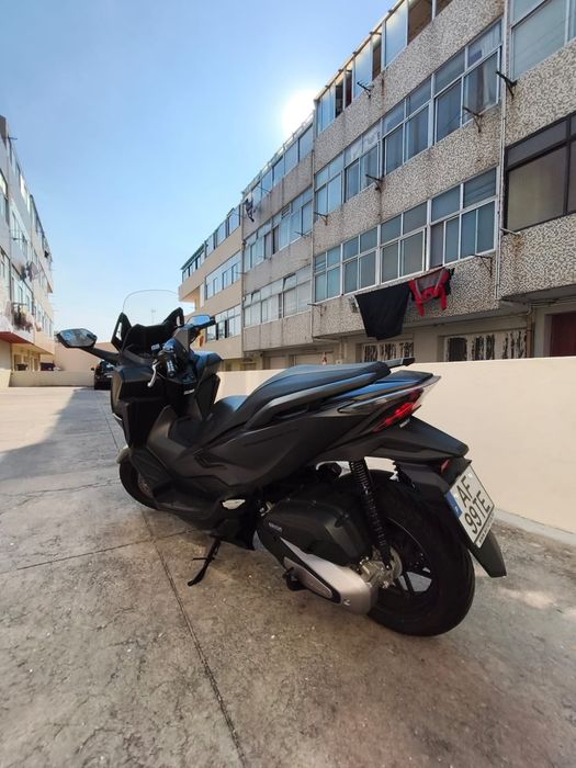 Honda Forza 125
